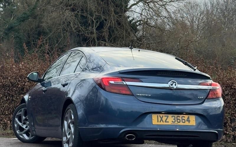 Used Vauxhall Insignia SRi 136 HP (100 kW) 2016 Hatchback