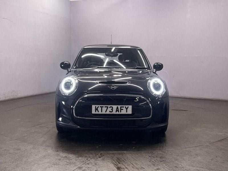 Used Mini Cooper SE Hatch 135 kW (184 HP) 2023 Black Hatchback