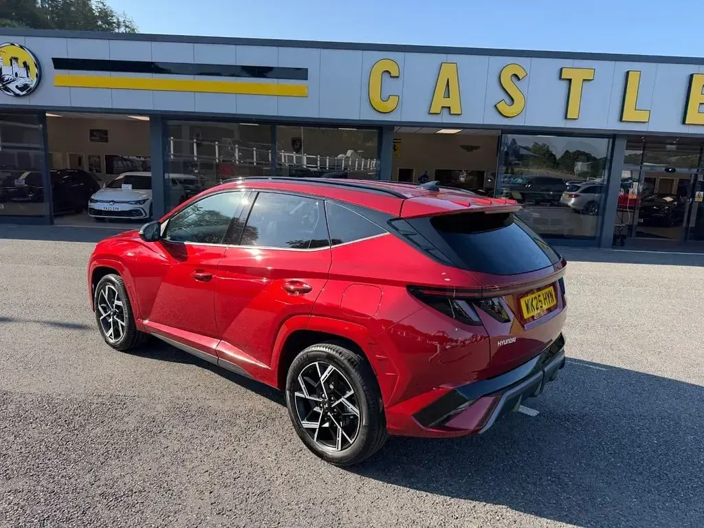 Used Hyundai Tucson N Line 215 HP (158 kW) 2025 Red SUV