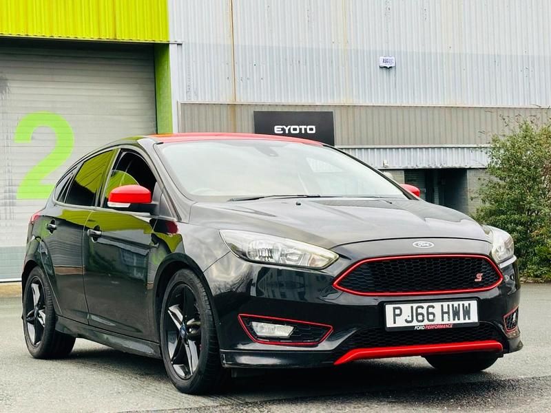 Used Ford Focus Zetec 2016 Black Hatchback