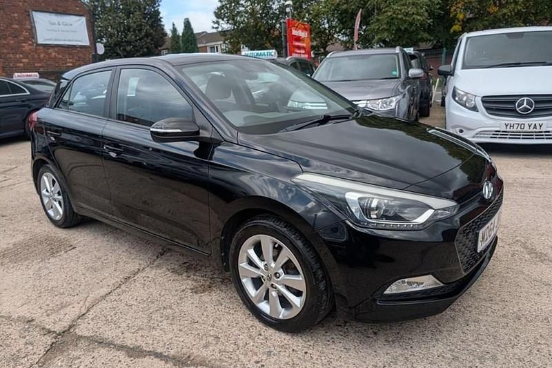Black Used 2015 Hyundai i20 SE Hatchback | £4,990 (Fair price) - Image 1/1