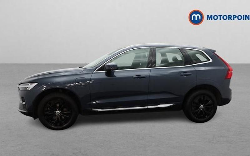 Used Volvo XC60 Inscription 349 HP (256 kW) 2021 Blue SUV