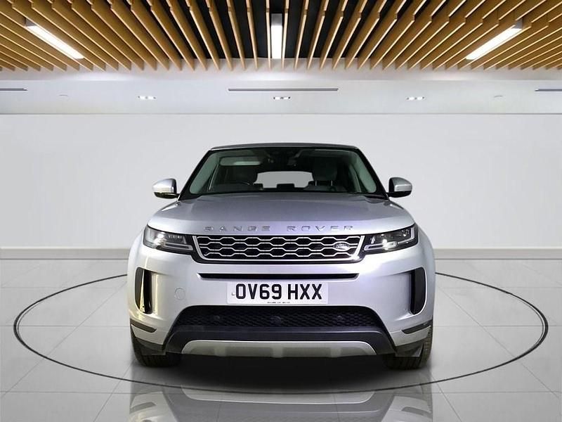 Used Land Rover Range Rover evoque SE 180 HP (132 kW) 2019 Silver Estate
