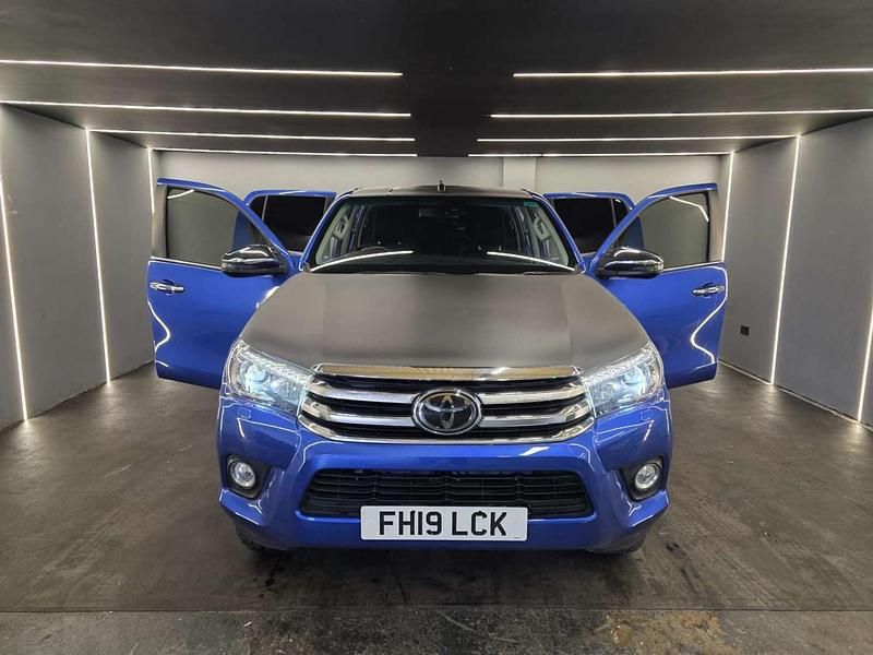 Used Toyota HiLux 2019 Blue Pickup
