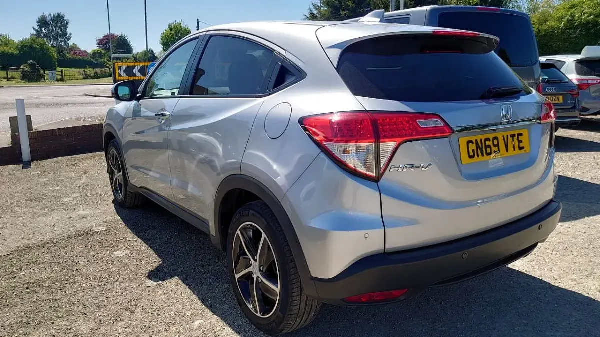 Used Honda HR-V SE 2019 Silver SUV