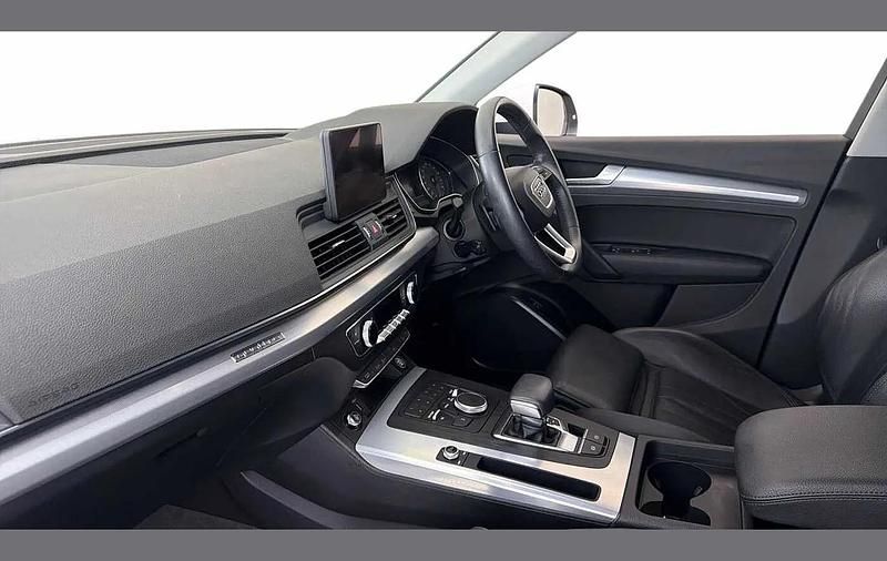 Used Audi Q5 Sport 187 HP (137 kW) 2020 White SUV