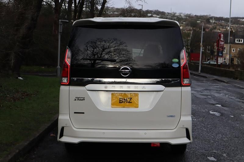Used Nissan Serena S 2019 White MPV
