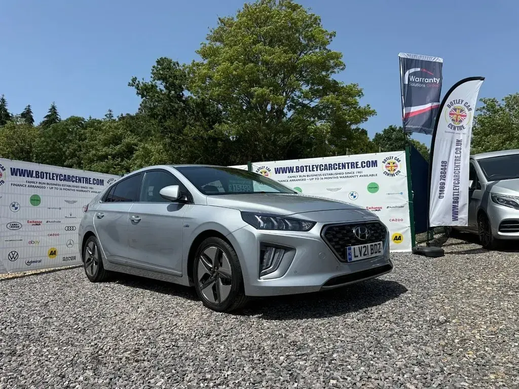 Used Hyundai Ioniq Premium SE 141 HP (103 kW) 2021 Silver Hatchback