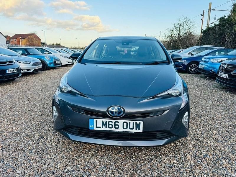 Used Toyota Prius 2016 Grey Hatchback