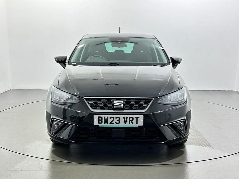 Begagnad Seat Ibiza SE 95 HK (69 kW) 2022 Svart Halvkombi
