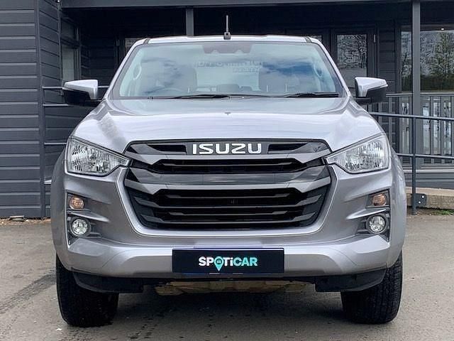 Second-hand Isuzu D-Max 163 CP (119 kW) 2024 Argintiu Pickup