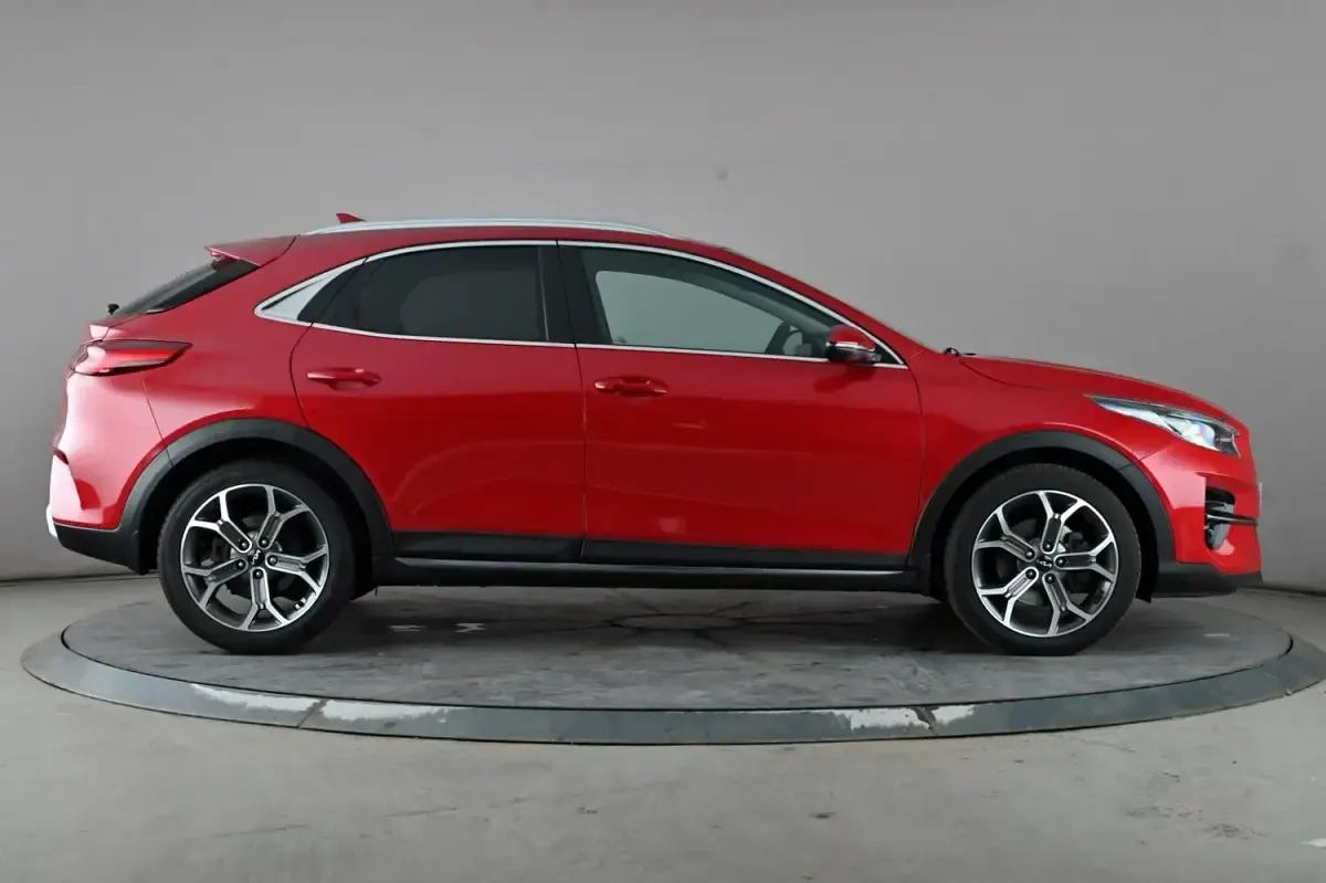 Used Kia XCeed 158 HP (116 kW) 2021 Red SUV