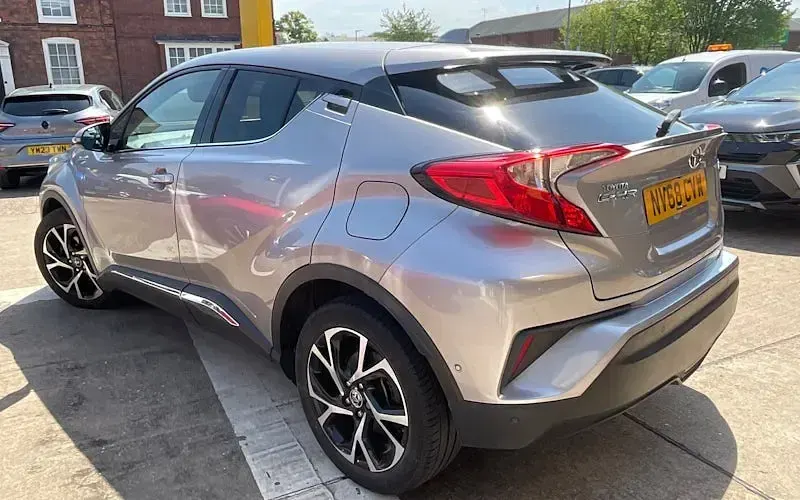 Used Toyota C-HR Design 122 HP (89 kW) 2019 SUV