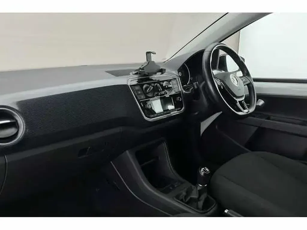 Used VW up! 65 HP (47 kW) 2023 Hatchback