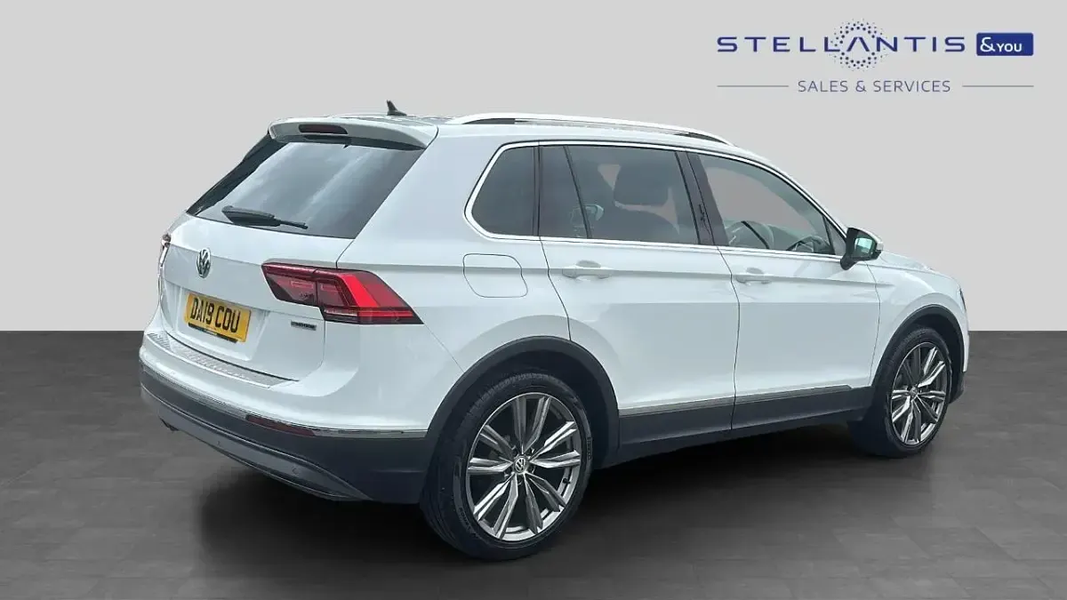 Używany VW Tiguan SEL 187 KM (137 kW) 2019 Biały SUV
