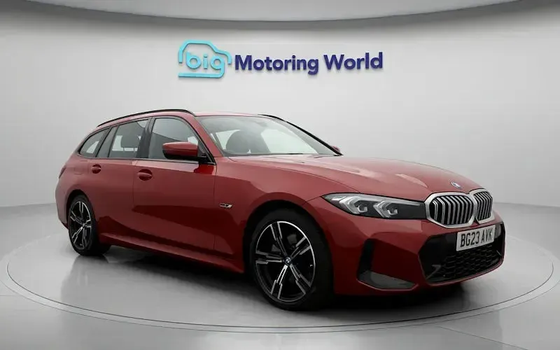 Used BMW 330e M Sport 292 HP (214 kW) 2023 Red Estate