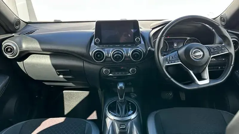 Used Nissan Juke N-Connecta 114 HP (83 kW) 2024 Blue SUV