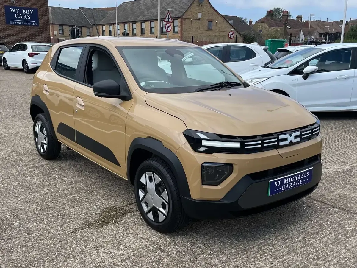 Used Dacia Spring Expression 33 kW (45 HP) 2024 Beige Hatchback