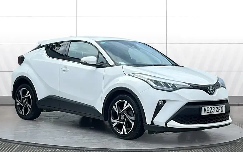 Second-hand Toyota C-HR Design 122 CP (89 kW) 2023 SUV