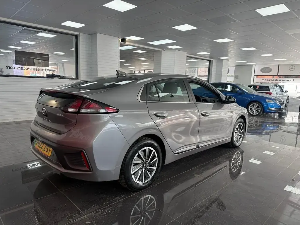 Used Hyundai Ioniq Premium 100 kW (136 HP) 2022 Grey Hatchback