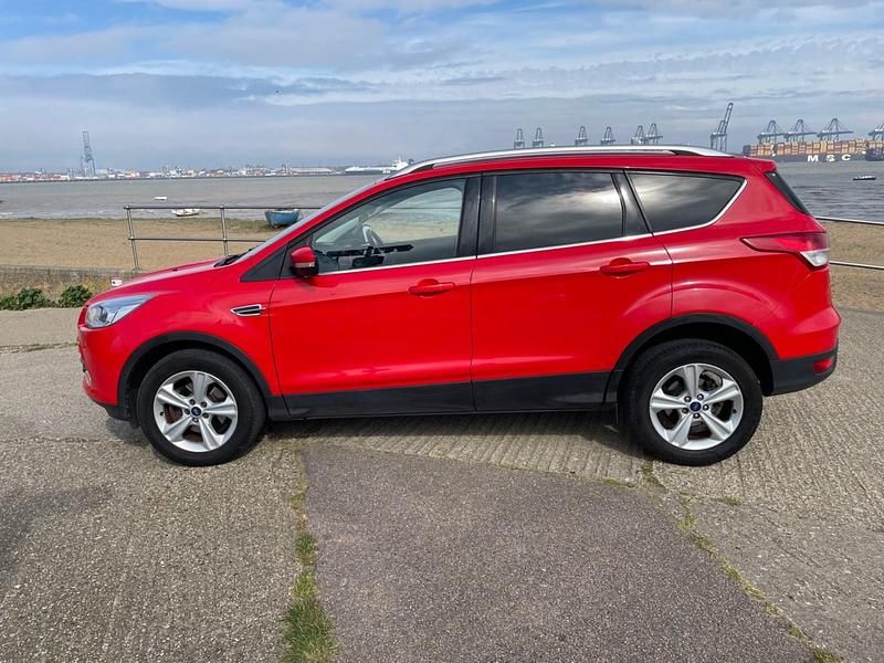 Used Ford Kuga Zetec 150 HP (110 kW) 2016 Red SUV
