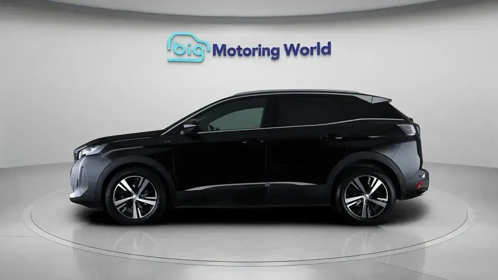Used Peugeot 3008 GT 131 HP (96 kW) 2022 Black SUV