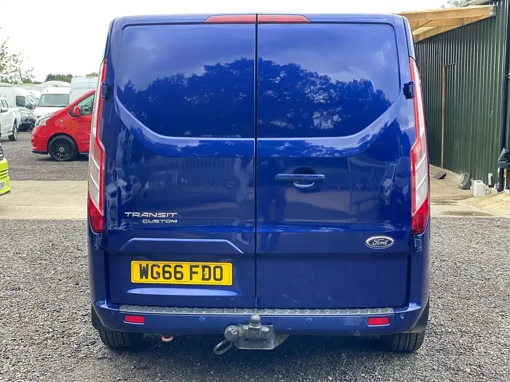 Used Ford Transit Custom Limited 130 HP (95 kW) 2016 Blue Van