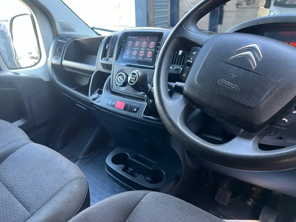 Used Citroën Relay 140 HP (102 kW) 2023 Grey Van