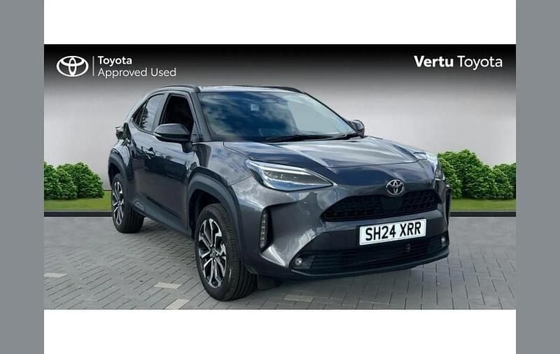 Grey Used 2024 Toyota Yaris Cross Design SUV | £22,531 (Fair price) - Image 1/4