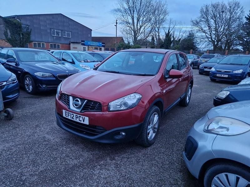 Used Nissan Qashqai Acenta 2012 Red SUV