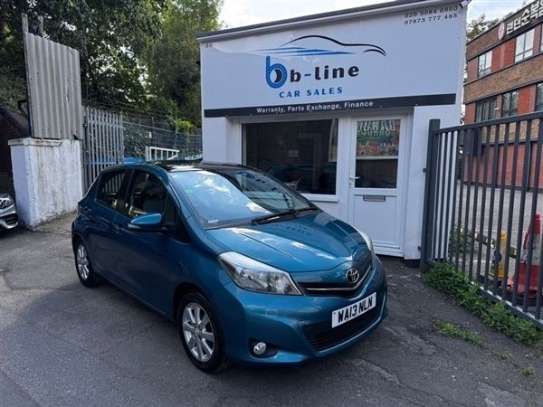 Turquoise Used 2013 Toyota Yaris | £4,500 (Fair price) - Image 1/1