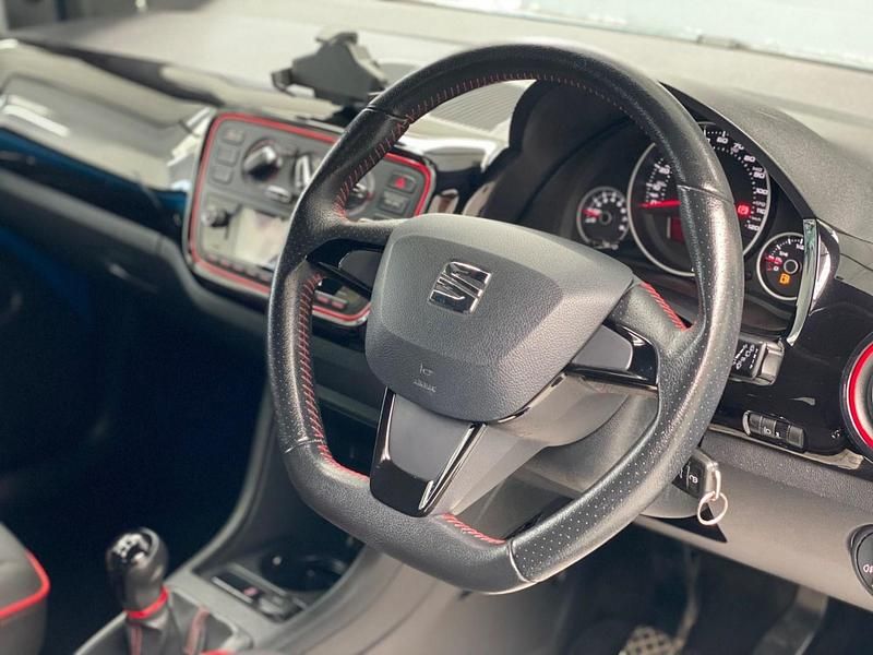 Used Seat Mii FR-Line 60 HP (44 kW) 2019 Blue Hatchback