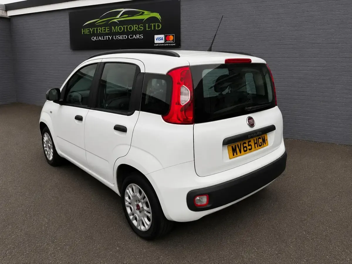 Used Fiat Panda Easy 69 HP (50 kW) 2015 White Hatchback