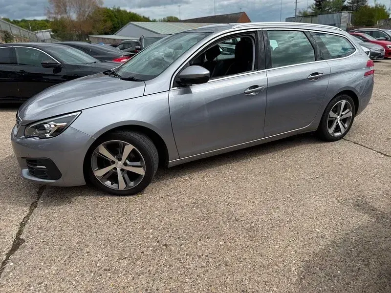 Used Peugeot 308 Allure 2020 Grey Estate