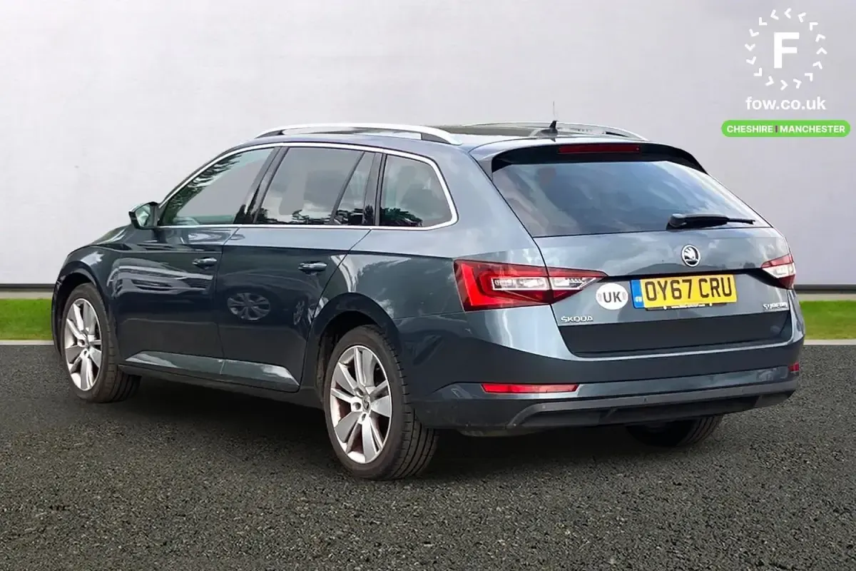 Usado Skoda Superb SE L Executive 2017 Gris Familiar