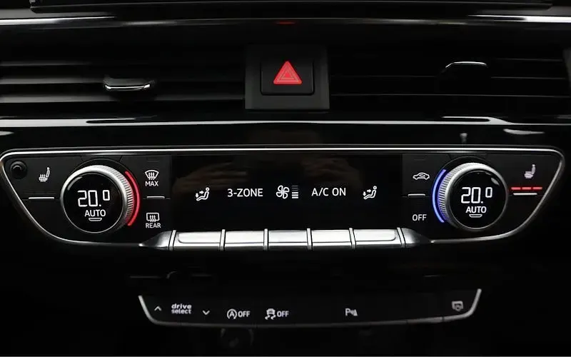 Used Audi A4 Black Edition 163 HP (119 kW) 2021 White Estate
