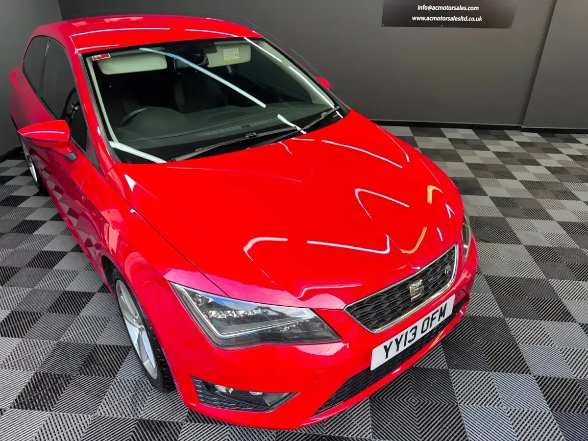 Used Seat Leon FR 180 HP (132 kW) 2013 Red Hatchback