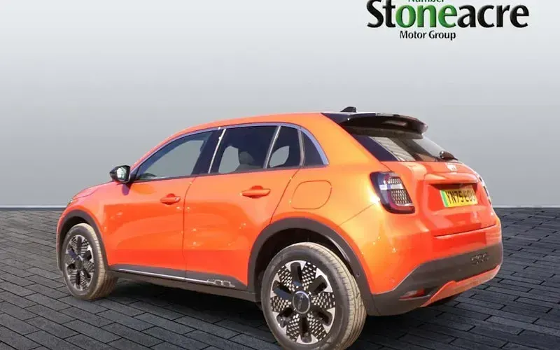 New Fiat 600E La Prima 114 kW (156 HP) 2026 Hatchback