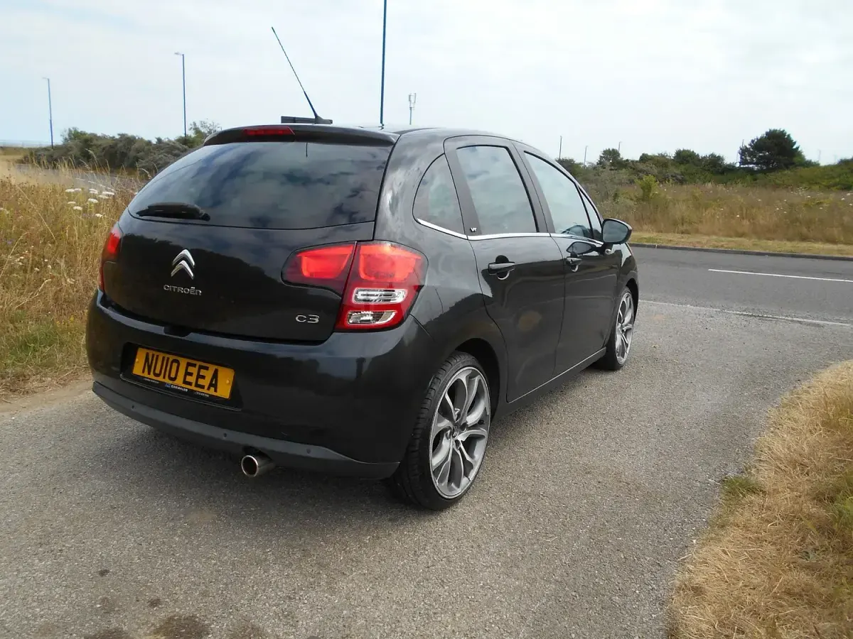 Used Citroën C3 2010 Black Hatchback