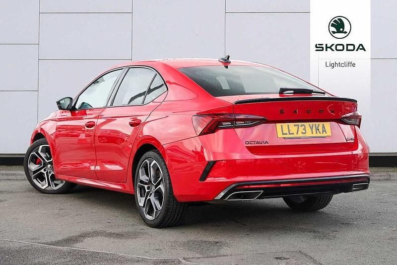Used Skoda Octavia vRS 180 HP (132 kW) 2024 Velvet red metallic Hatchback