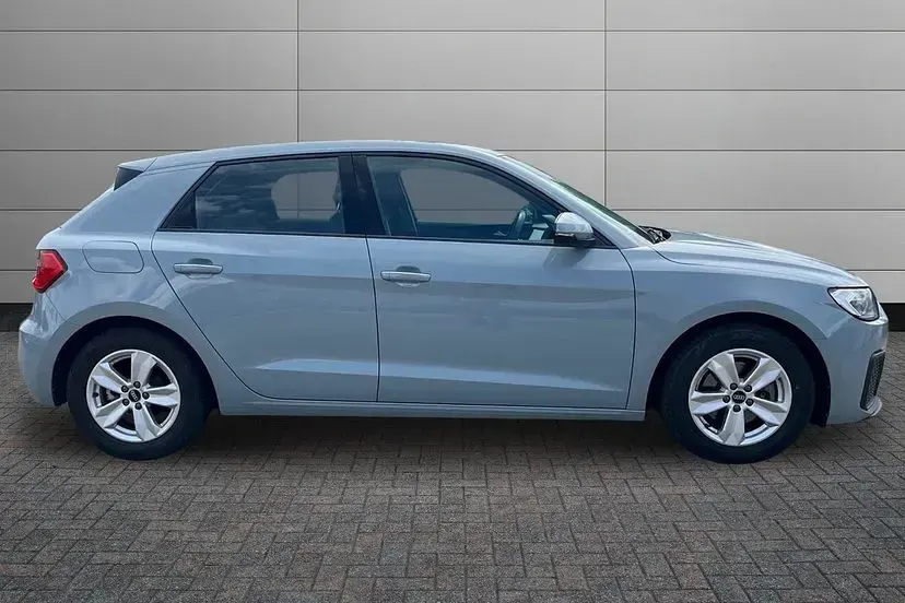 Used Audi A1 Sportback Design 108 HP (79 kW) 2023 Arrow grey Hatchback