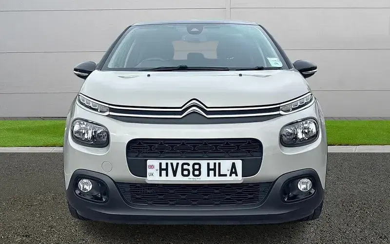 Used Citroën C3 Flair 110 HP (80 kW) 2018 Beige Hatchback