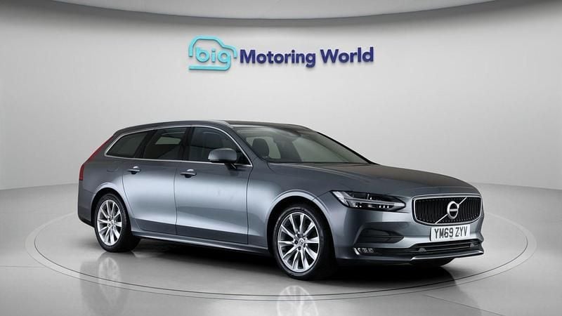 Used Volvo V90 Momentum 190 HP (139 kW) 2020 Grey Estate