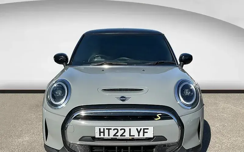 Used Mini Cooper S Level 2 135 kW (184 HP) 2023 Hatchback