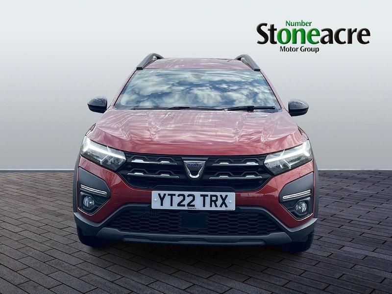 Used Dacia Jogger Extreme 110 HP (80 kW) 2022 Brown MPV