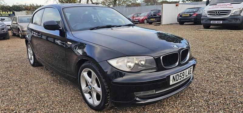 Black Used 2009 BMW 118 Sport Line Hatchback | £1,795 (Fair price) - Image 1/4