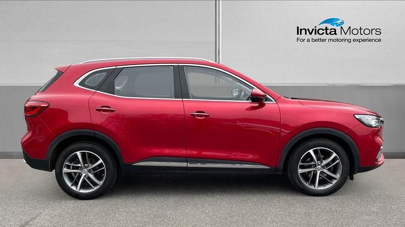 Used MG HS Exclusive 162 HP (119 kW) 2023 Red SUV