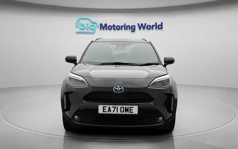 Used Toyota Yaris Hybrid Design 116 HP (85 kW) 2026 Estate