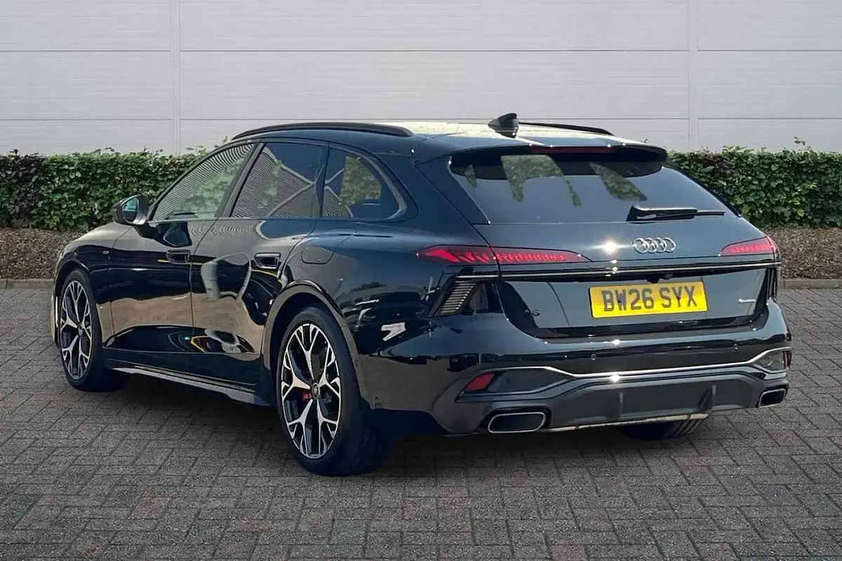 New Audi A6 Comfort 2026 Mythos black, metallic Estate