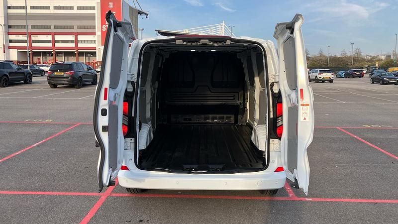 Used Ford Transit Custom Limited 136 HP (100 kW) 2024 Van